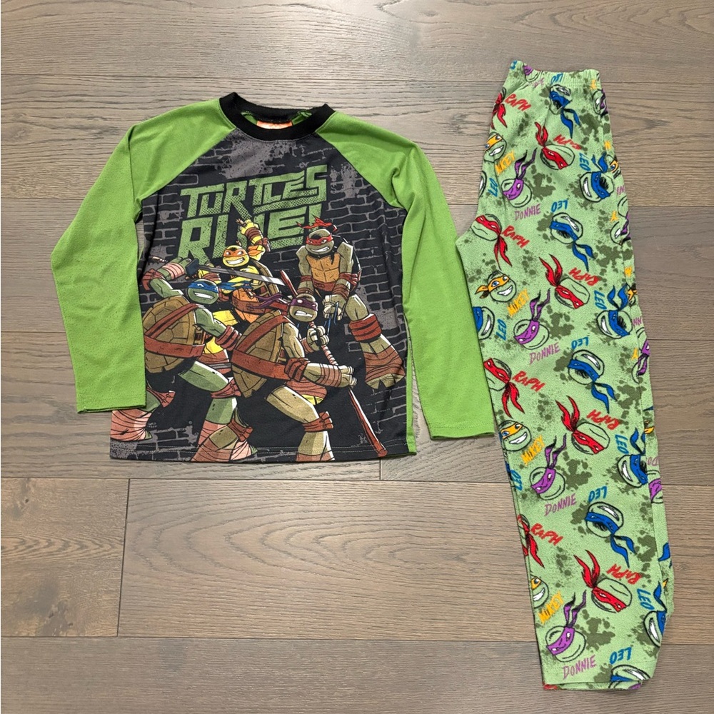 Ninja boys warm fleece winter pj set sz 7/8 VGUC ret $49